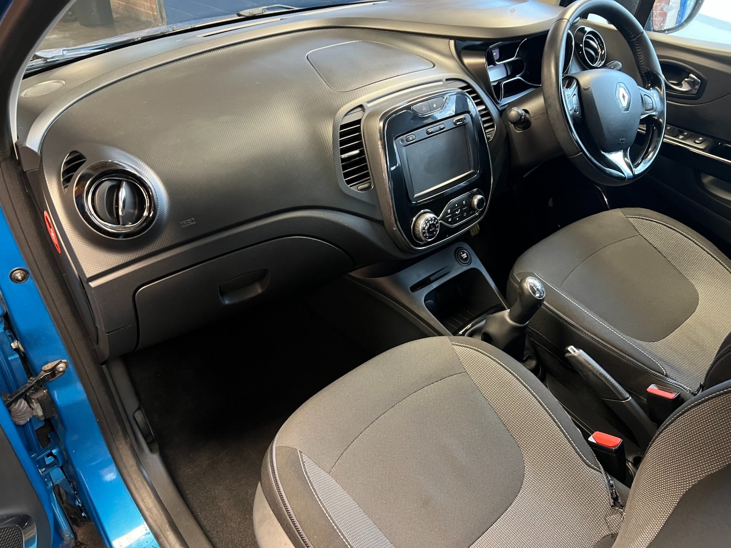 Used Renault Captur 2015 for sale - 77180777: Photo 13