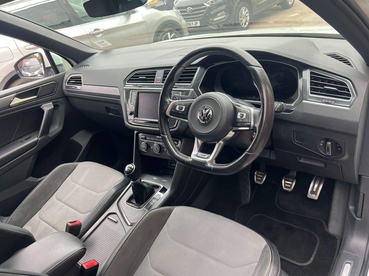 Used Volkswagen Tiguan 2017 for sale - 78090724: Photo 11