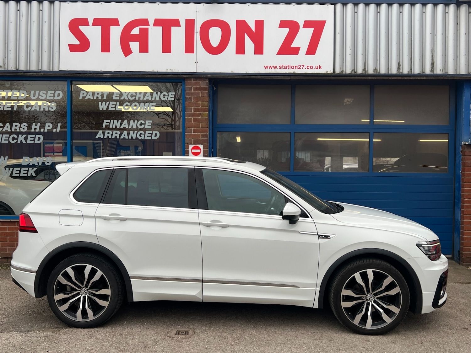 Used Volkswagen Tiguan 2017 for sale - 78090724: Photo 2