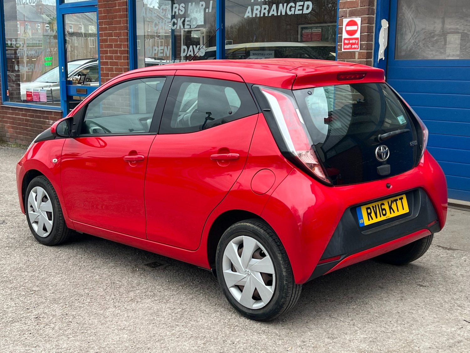 Used Toyota AYGO 2016 for sale - 78092873: Photo 4