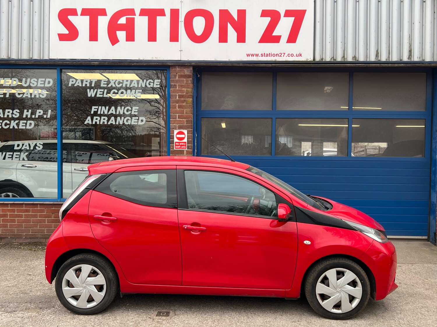 Used Toyota AYGO 2016 for sale - 78092873: Photo 6