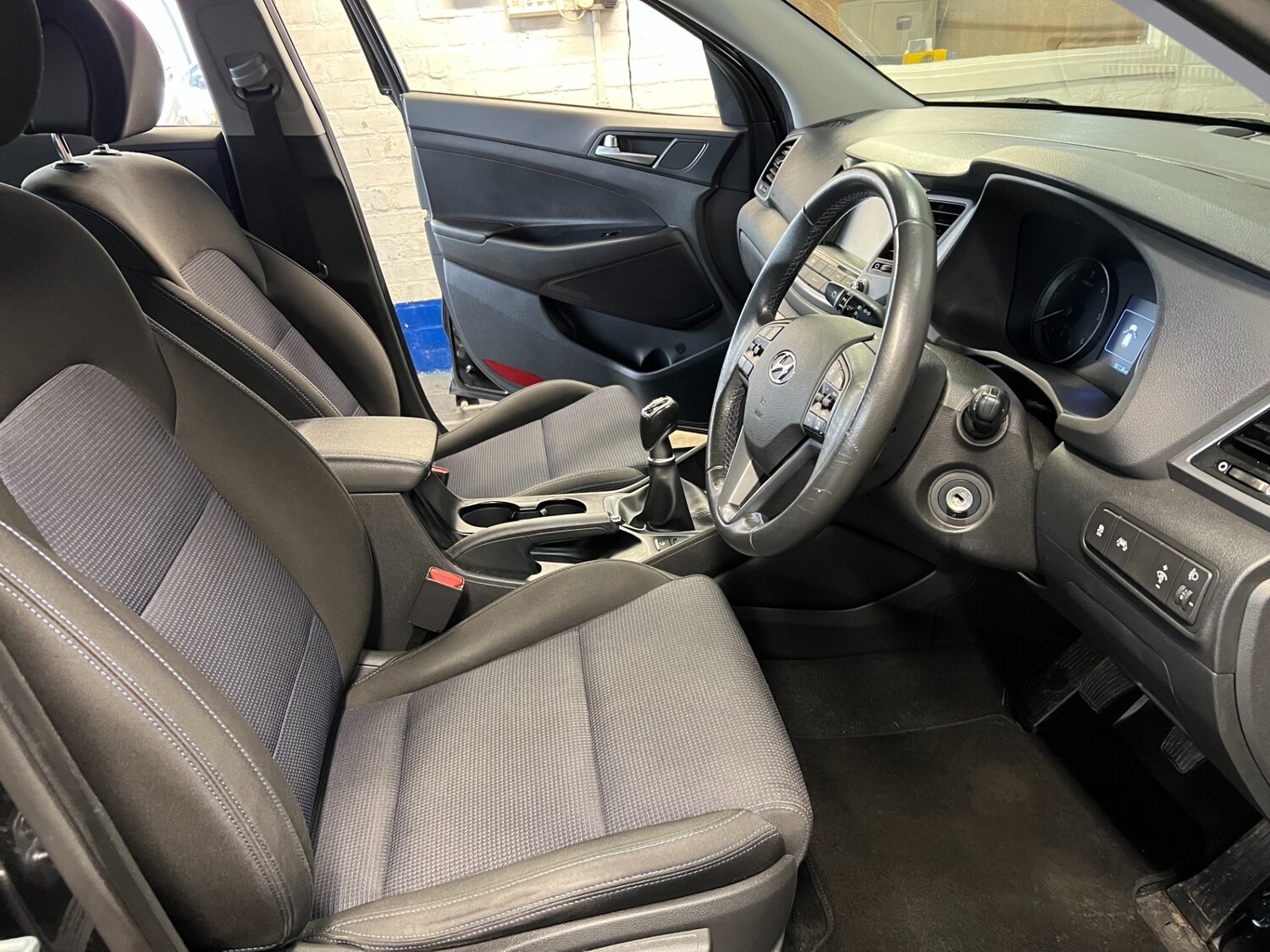 Used Hyundai TUCSON 2016 for sale - 77814924: Photo 11