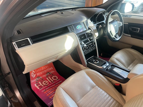Used Land Rover Discovery Sport 2015 for sale - 76170959: Photo 13