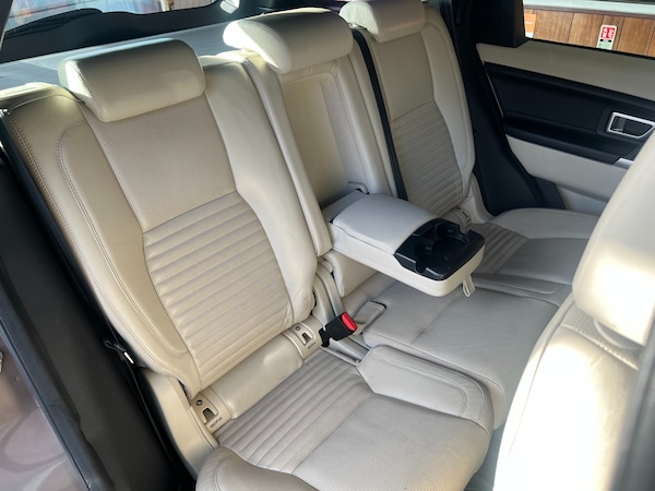 Used Land Rover Discovery Sport 2015 for sale - 76170959: Photo 18