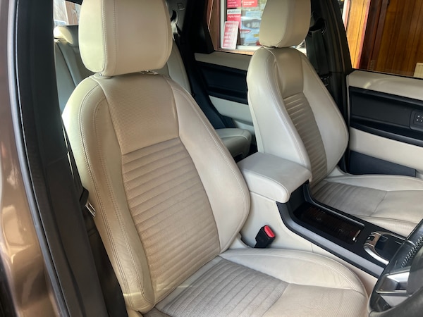 Used Land Rover Discovery Sport 2015 for sale - 76170959: Photo 19