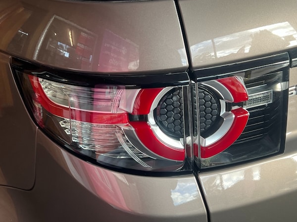 Used Land Rover Discovery Sport 2015 for sale - 76170959: Photo 32