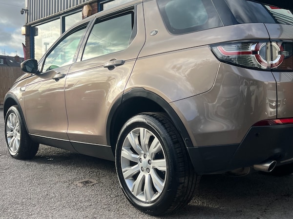 Used Land Rover Discovery Sport 2015 for sale - 76170959: Photo 38
