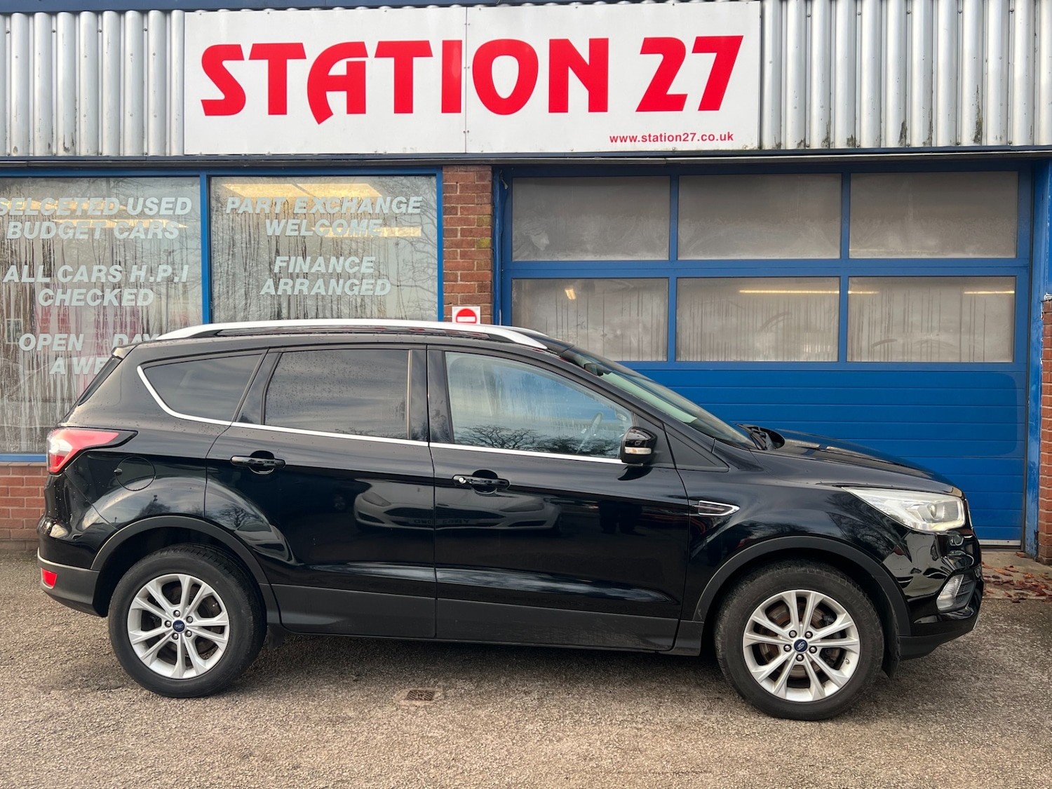 Used Ford Kuga 2017 for sale - 77195552: Photo 2