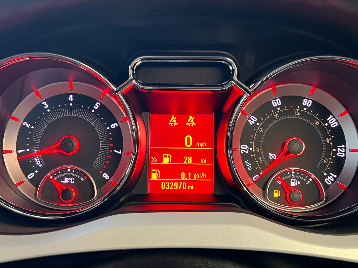 Used Vauxhall ADAM 2017 for sale - 76946933: Photo 28