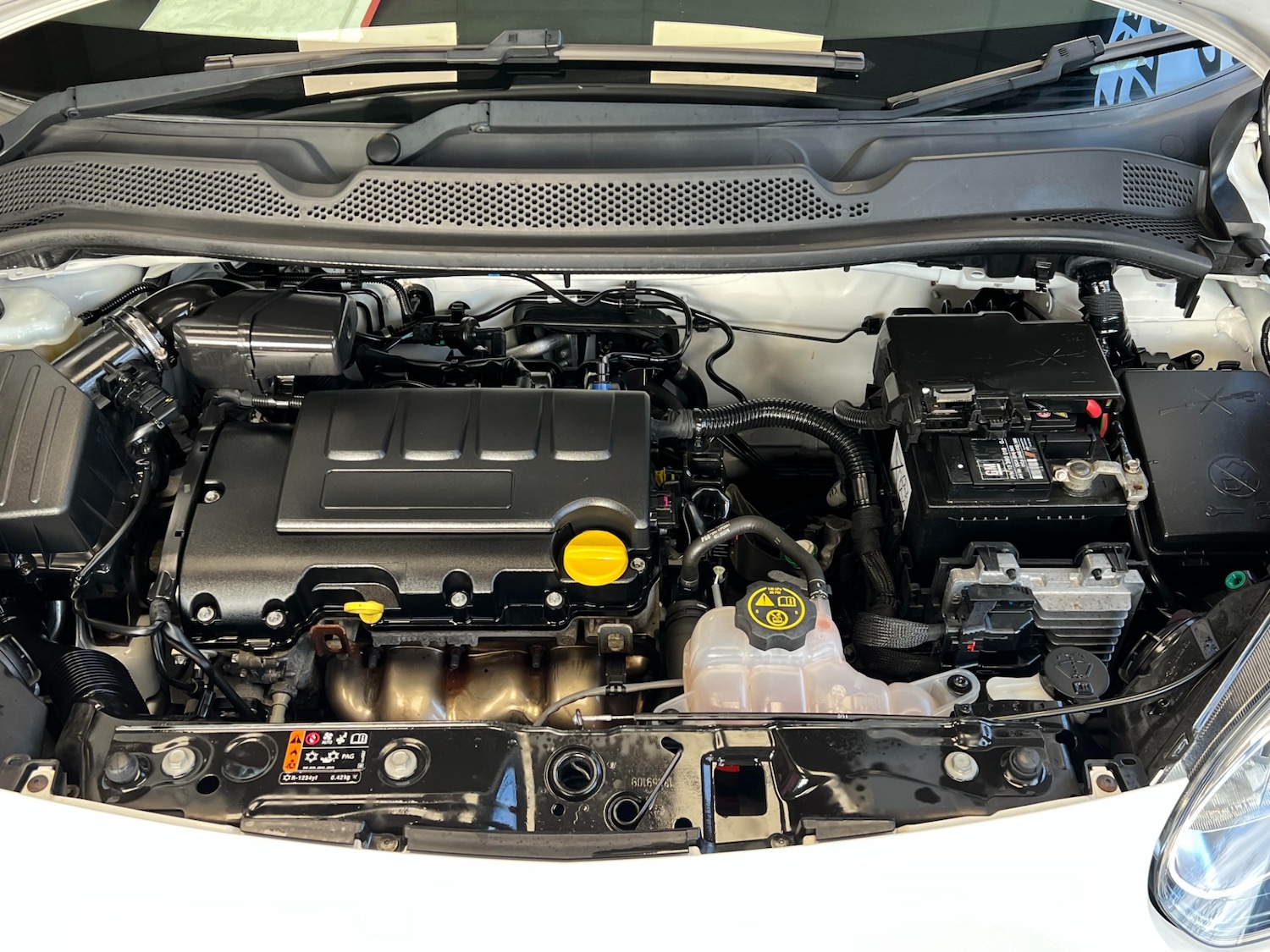 Used Vauxhall ADAM 2017 for sale - 76946933: Photo 39