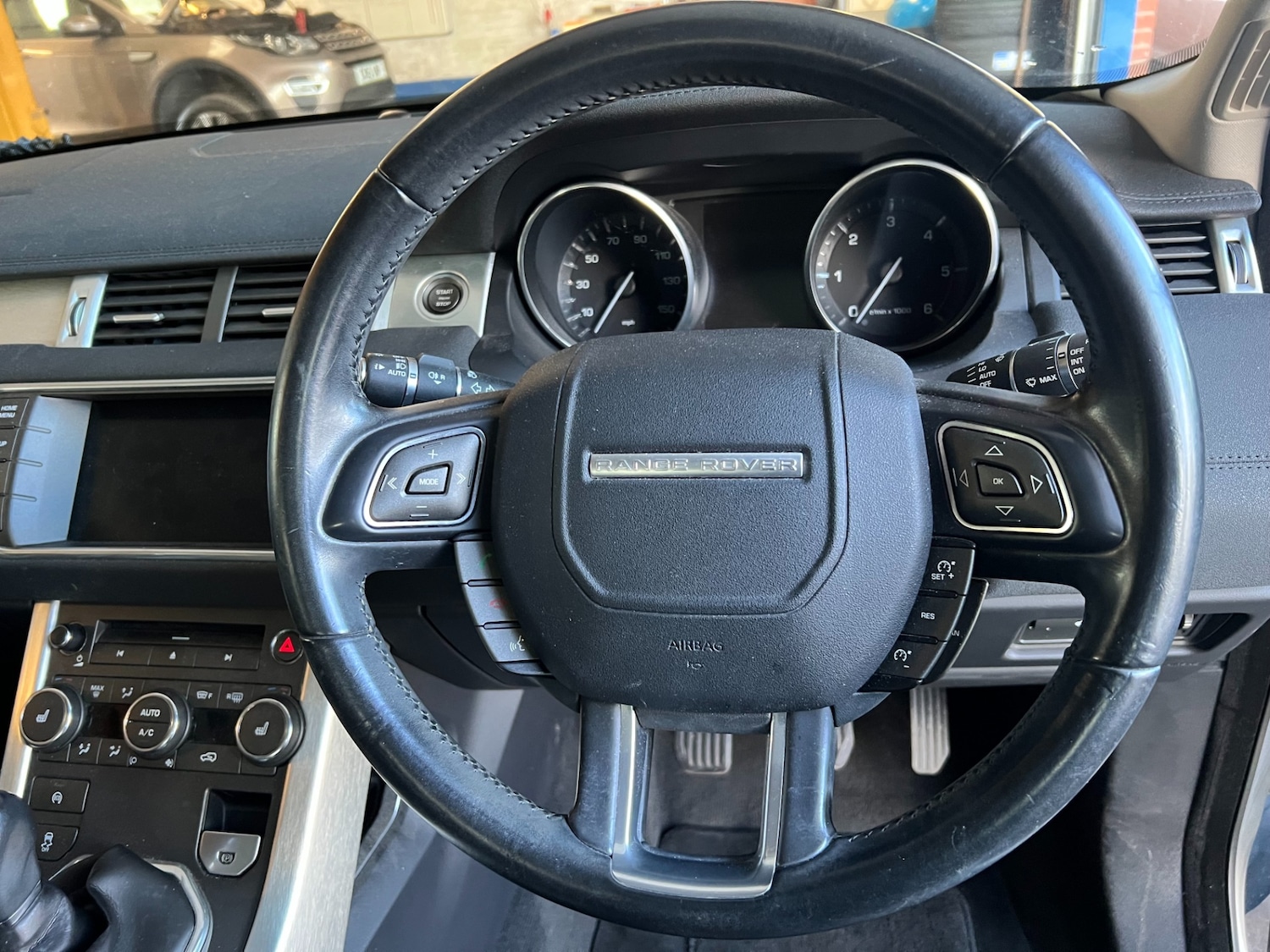 Used Land Rover Range Rover Evoque 2014 for sale - 76375630: Photo 11