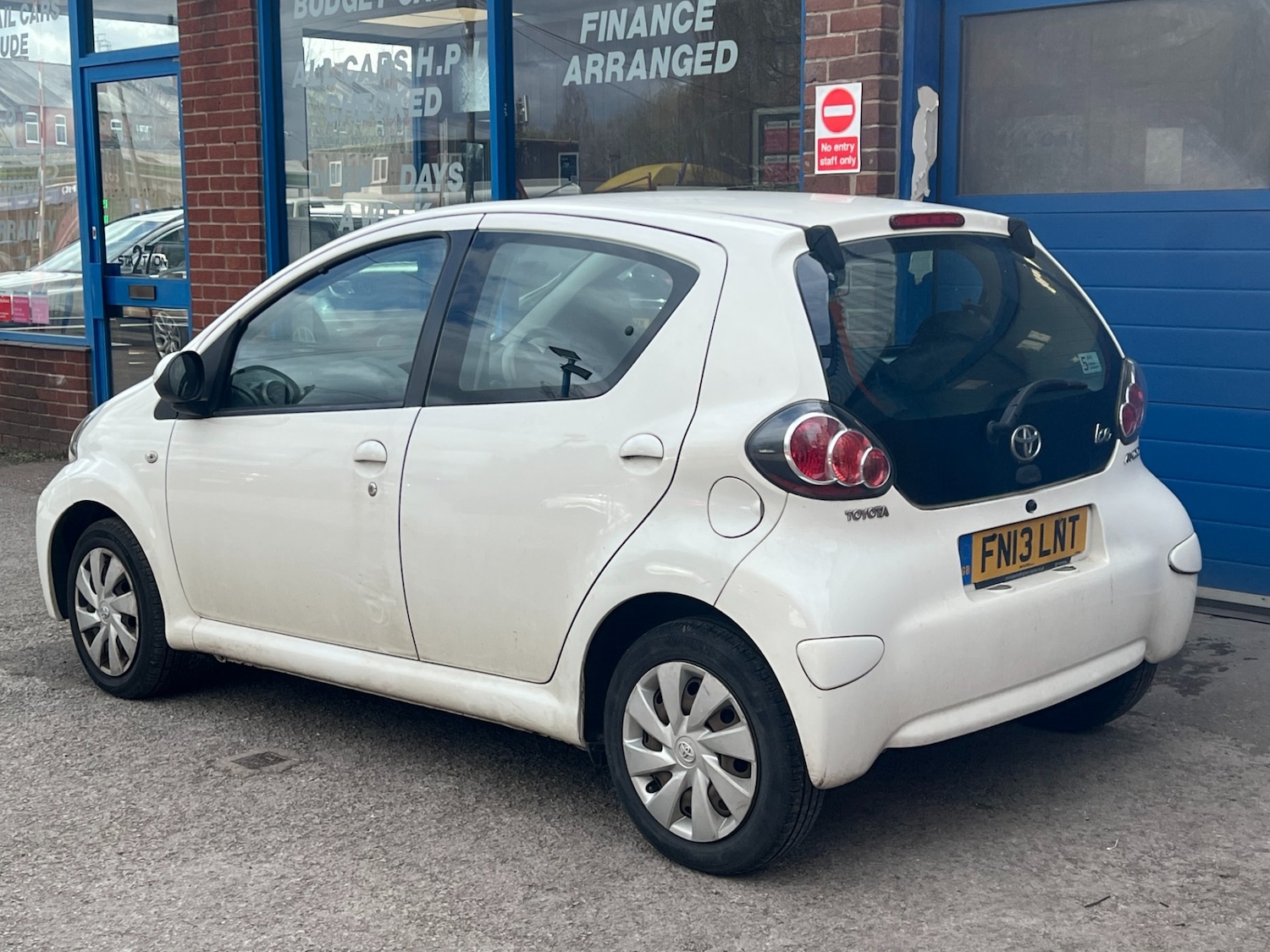 Used Toyota AYGO 2013 for sale - 78122851: Photo 8