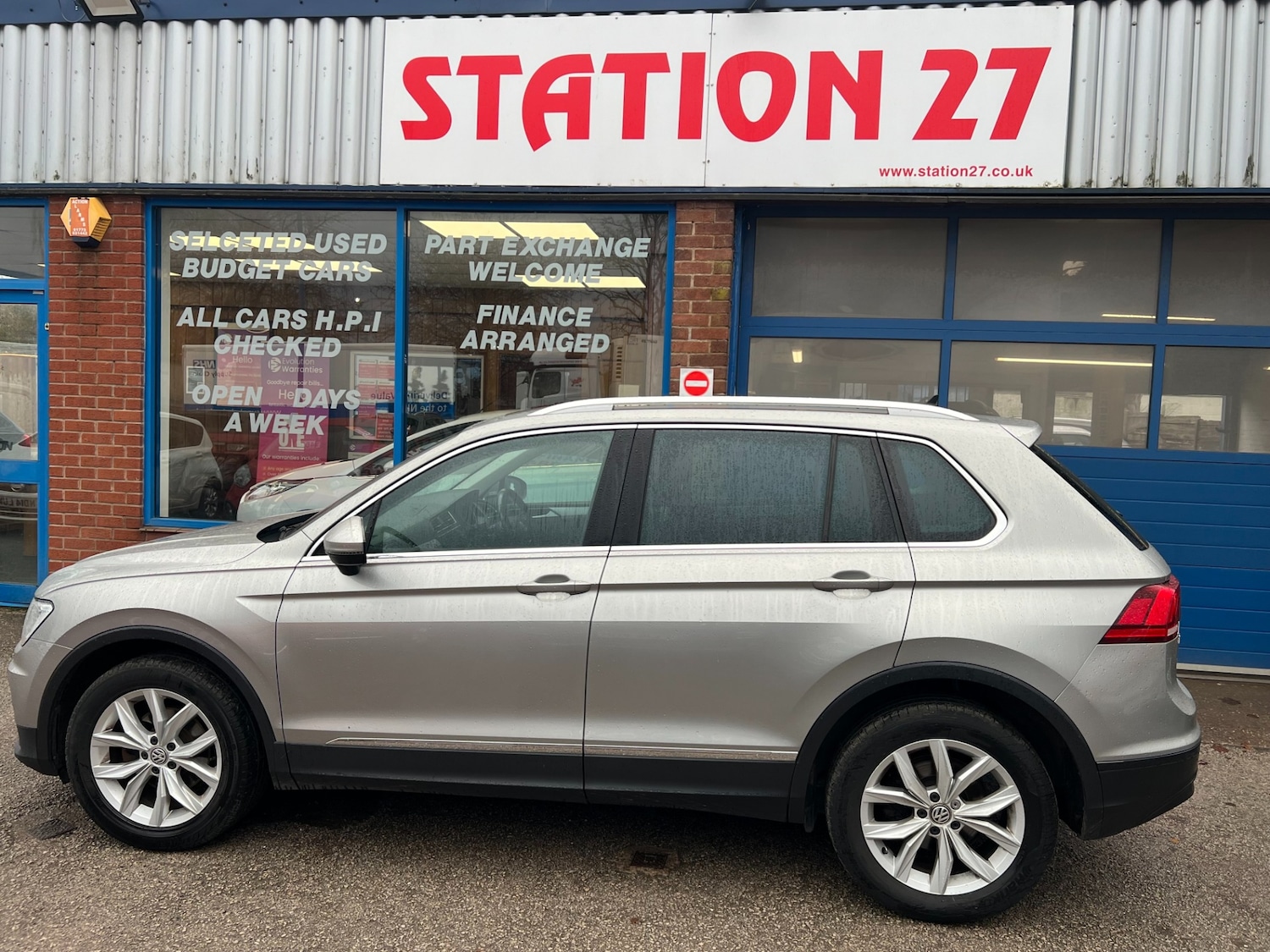Used Volkswagen Tiguan 2016 for sale - 76971188: Photo 2
