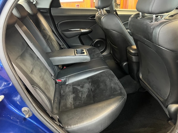 Used Honda Civic 2011 for sale - 76182242: Photo 25