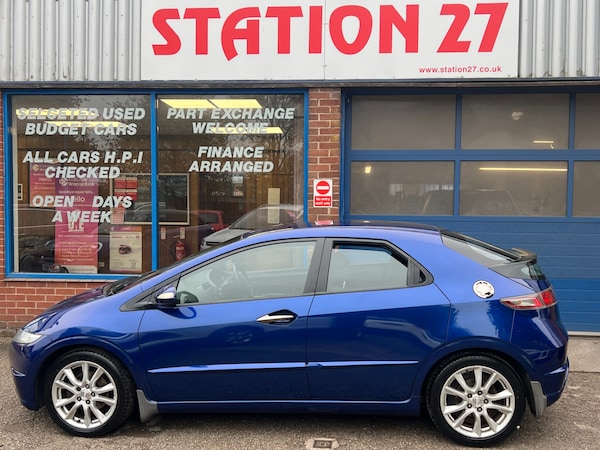Used Honda Civic 2011 for sale - 76182242: Photo 5