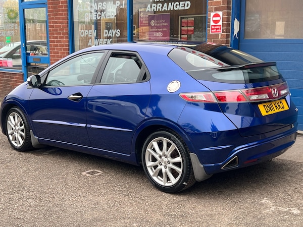 Used Honda Civic 2011 for sale - 76182242: Photo 6