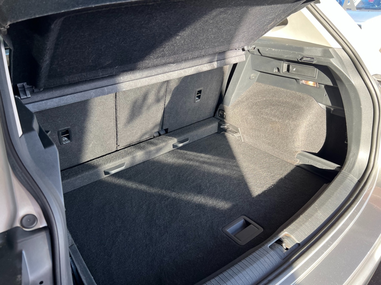 Used Volkswagen Tiguan 2016 for sale - 77663537: Photo 27