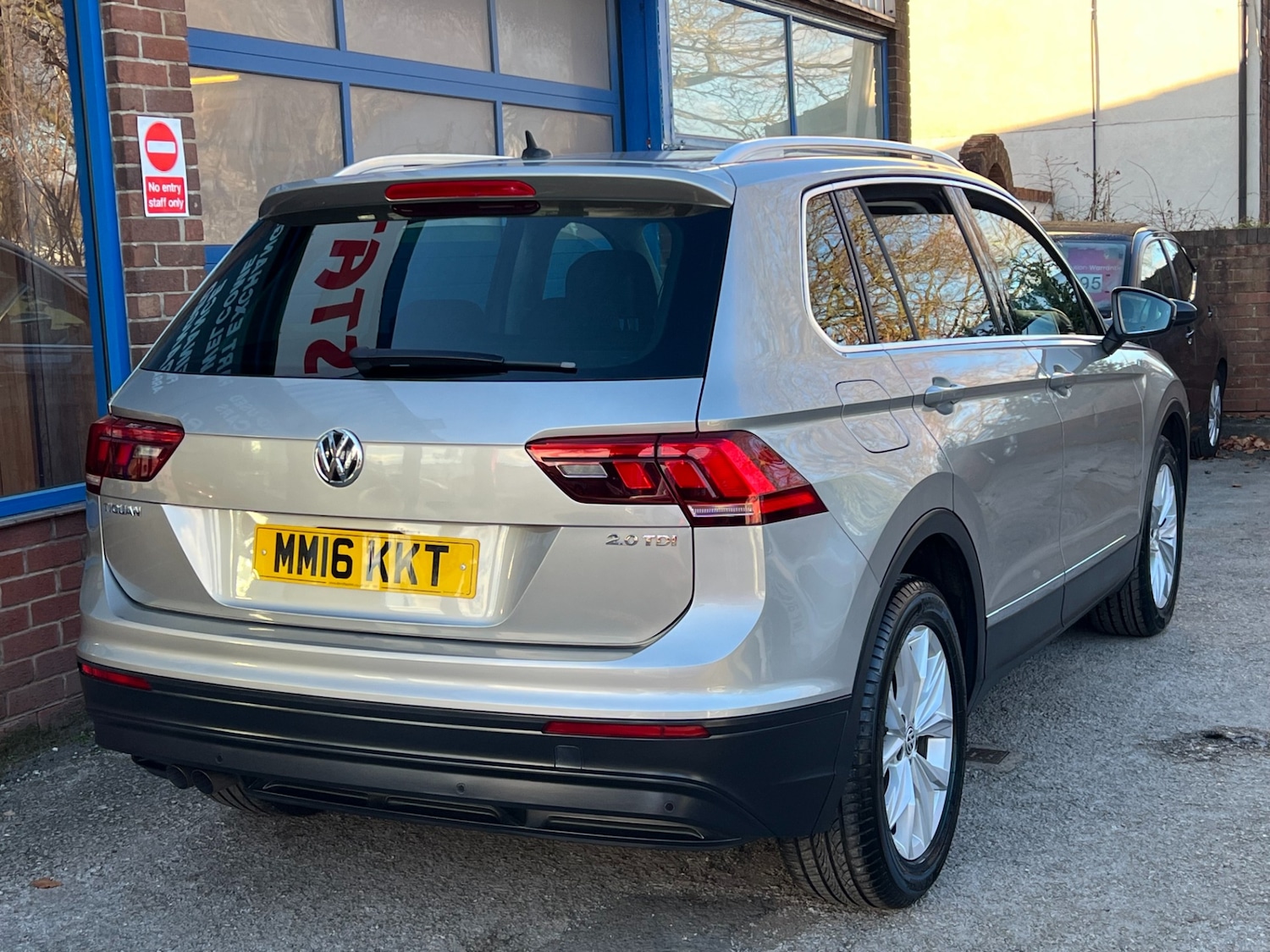 Used Volkswagen Tiguan 2016 for sale - 77663537: Photo 3