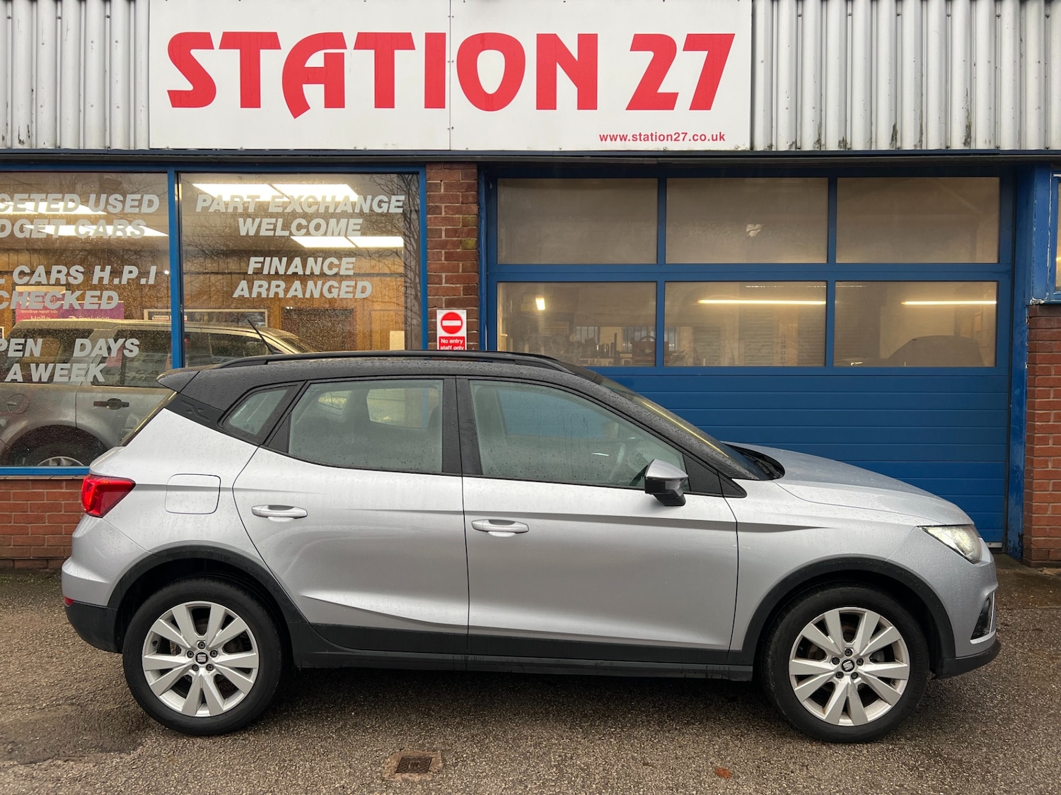 Used SEAT Arona 2018 for sale - 76812901: Photo 1