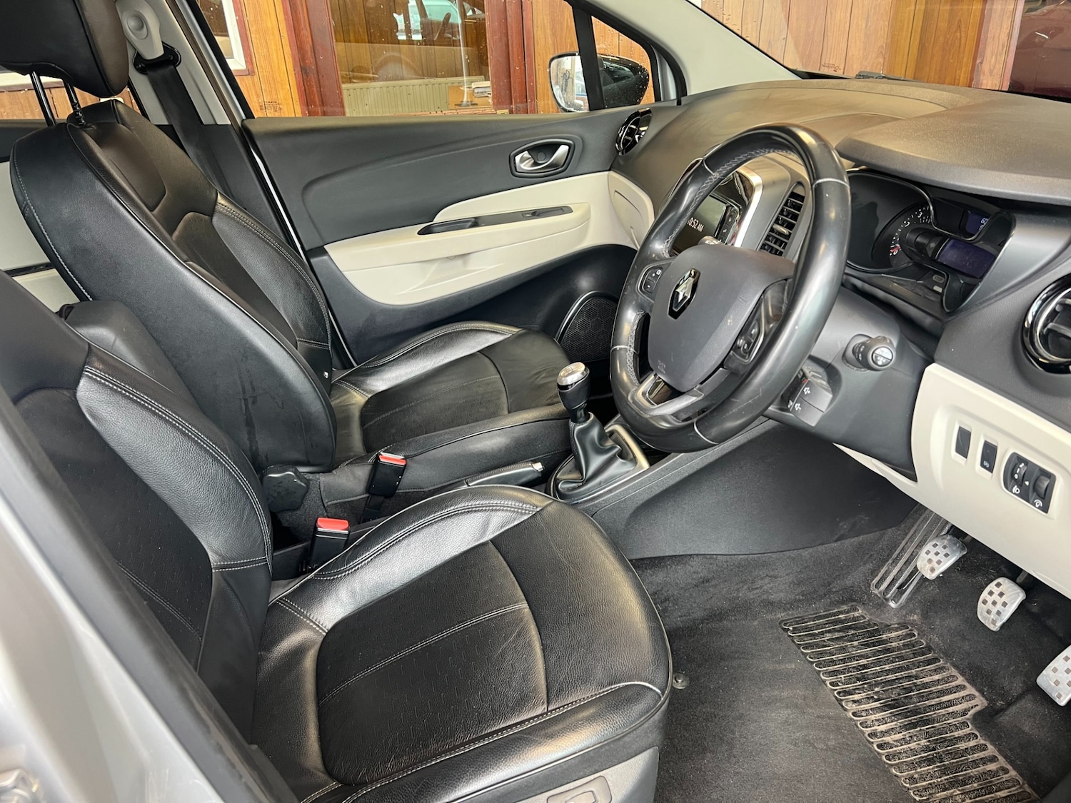 Used Renault Captur 2019 for sale - 78211891: Photo 12