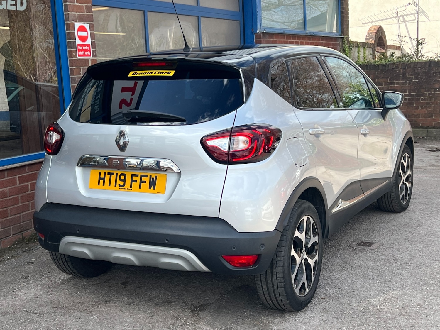 Used Renault Captur 2019 for sale - 78211891: Photo 4