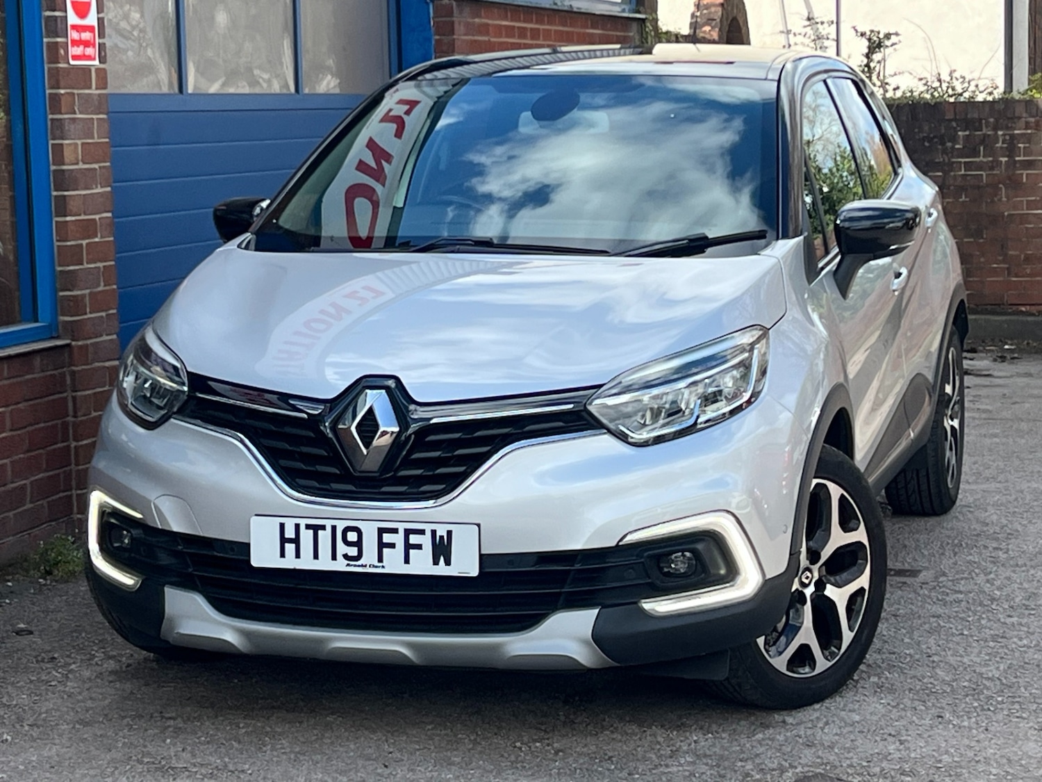 Used Renault Captur 2019 for sale - 78211891: Photo 6