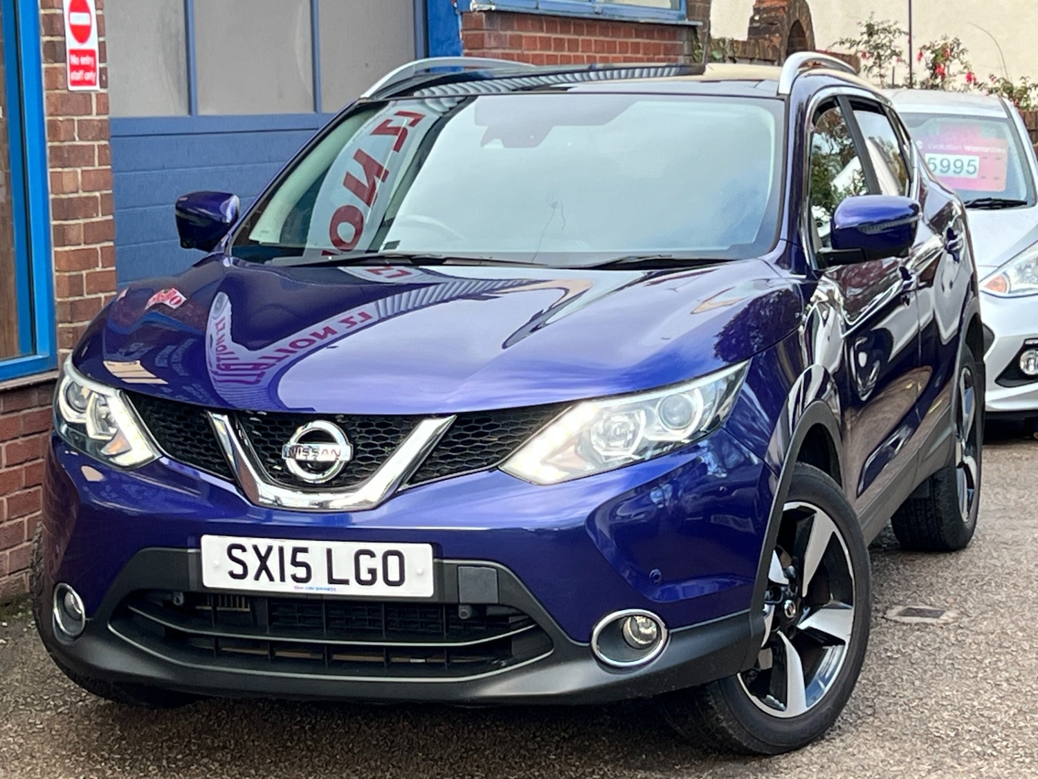 Used Nissan Qashqai 2015 for sale - 76382525: Photo 8