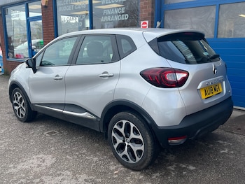 Used Renault Captur 2018 for sale - 77592267: Photo