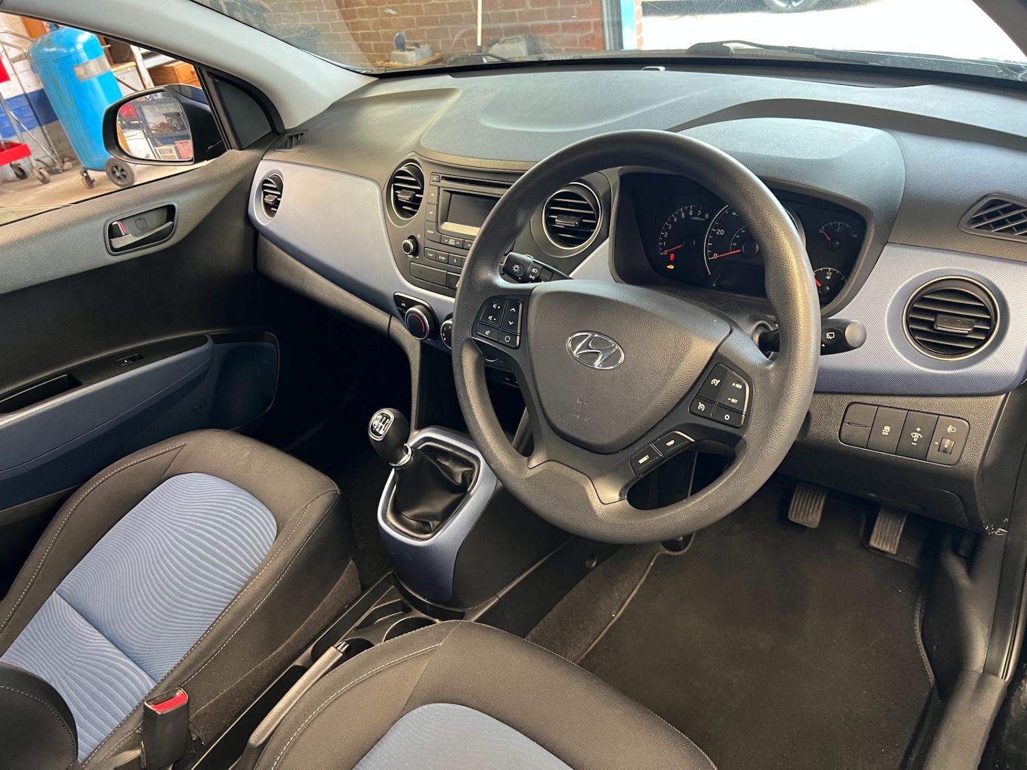 Used Hyundai i10 2014 for sale - 77903246: Photo 6