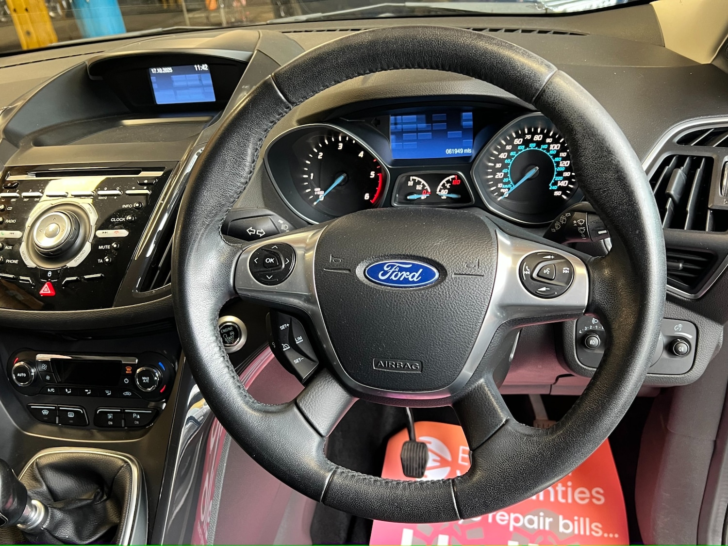 Used Ford Kuga 2014 for sale - 75652691: Photo 17