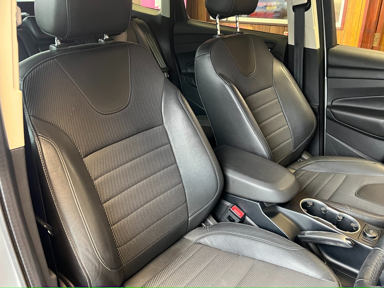 Used Ford Kuga 2014 for sale - 75652691: Photo 18