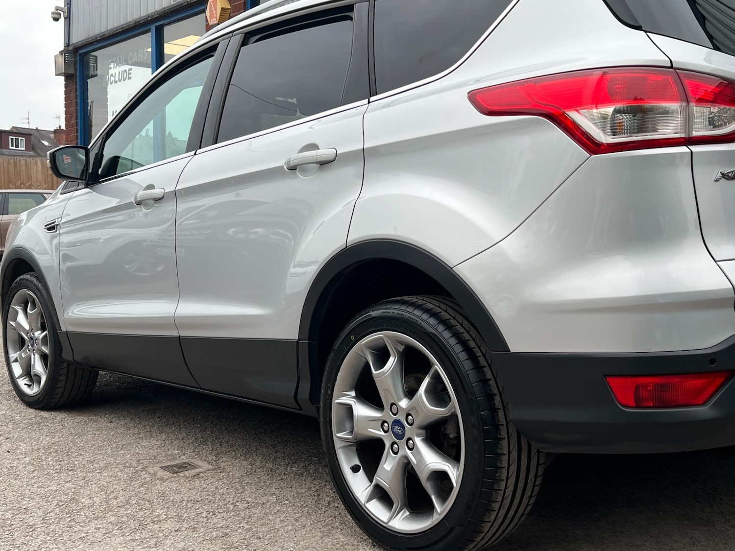 Used Ford Kuga 2014 for sale - 75652691: Photo 31
