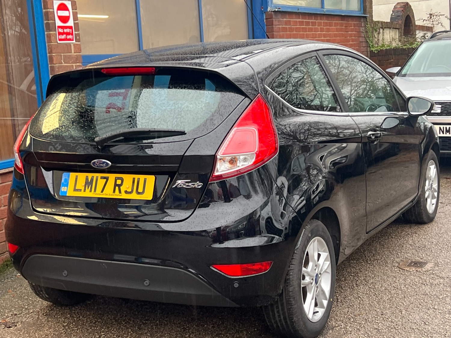 Used Ford Fiesta 2017 for sale - 76807442: Photo 3