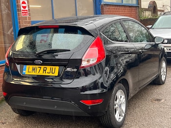 Used Ford Fiesta 2017 for sale - 76807442: Photo