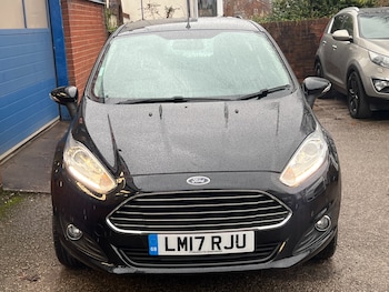 Used Ford Fiesta 2017 for sale - 76807442: Photo