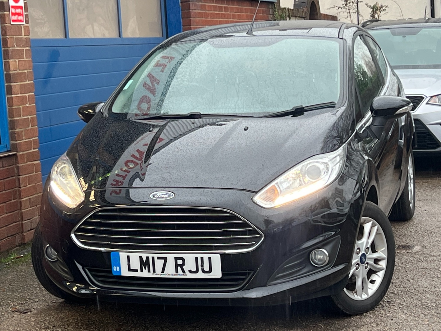 Used Ford Fiesta 2017 for sale - 76807442: Photo 9