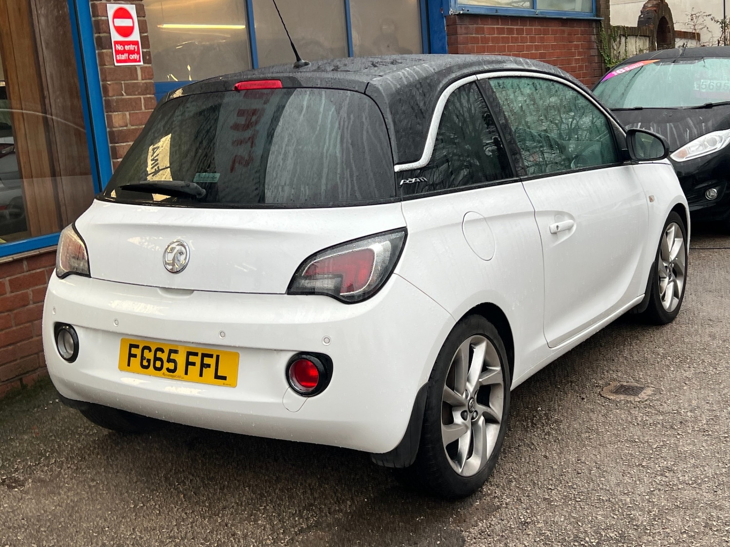 Used Vauxhall ADAM 2015 for sale - 76945661: Photo 7