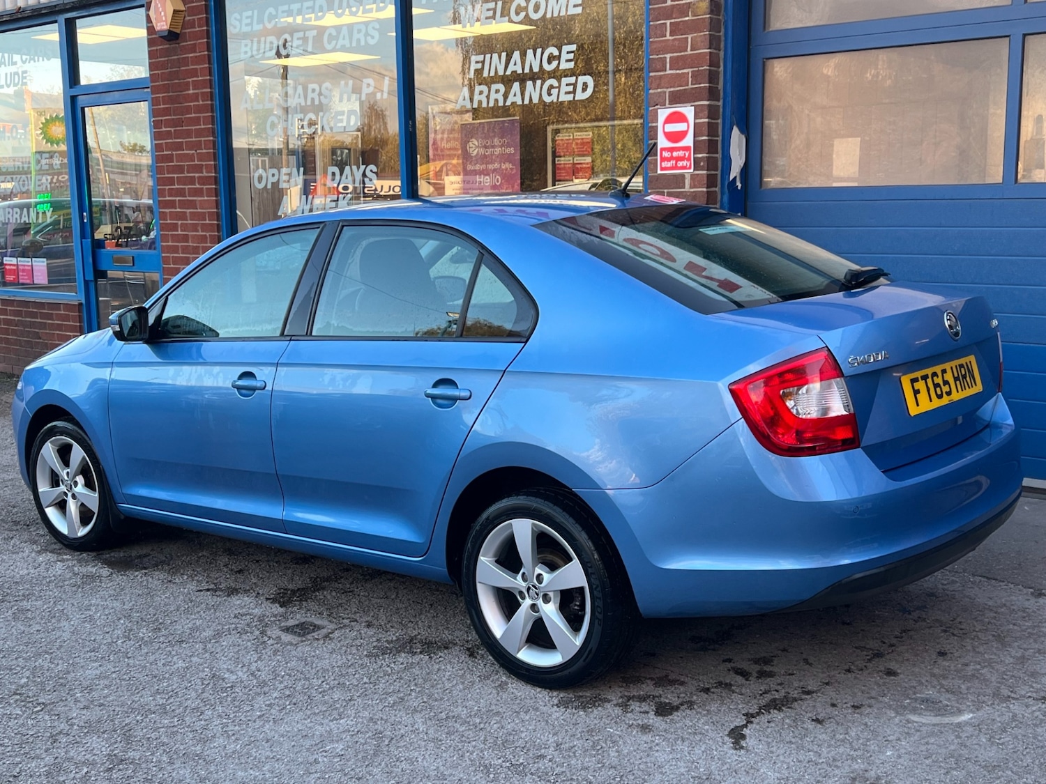 Used Skoda Rapid 2015 for sale - 76392436: Photo 8