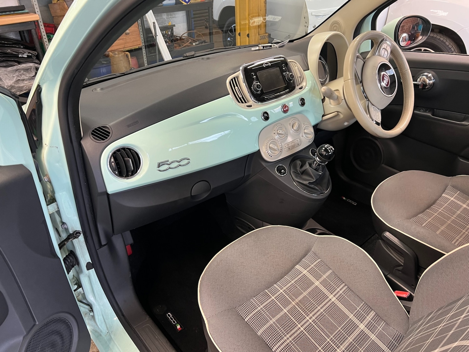 Used Fiat 500 2015 for sale - 77901728: Photo 11