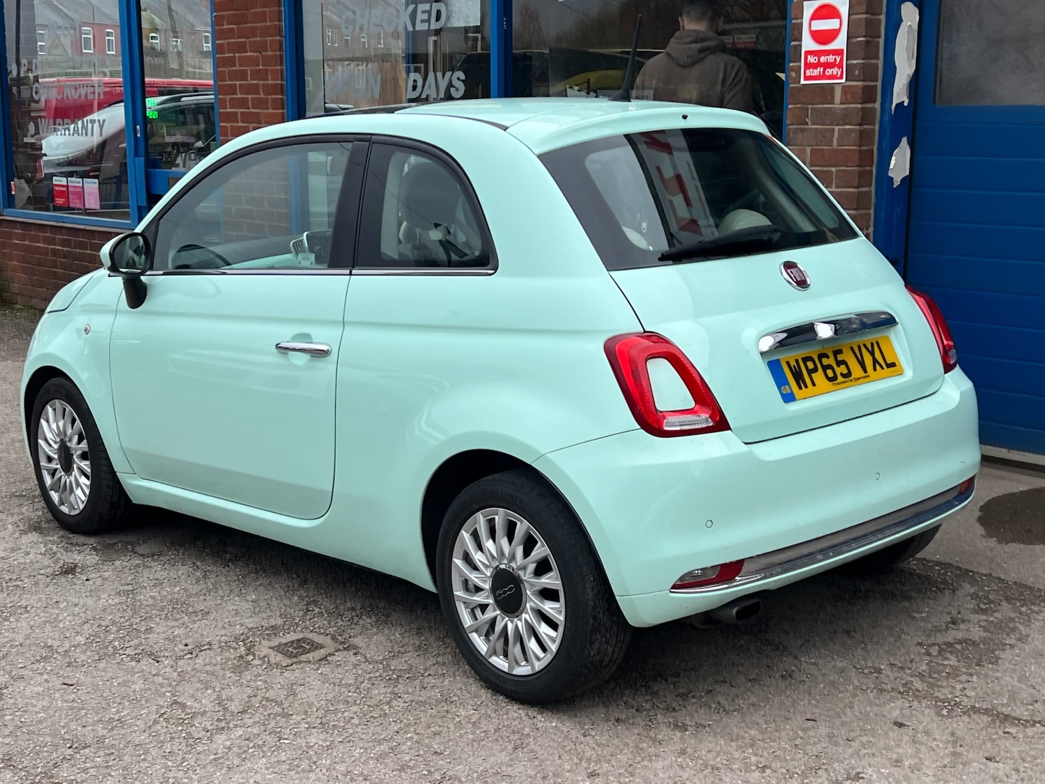 Used Fiat 500 2015 for sale - 77901728: Photo 4
