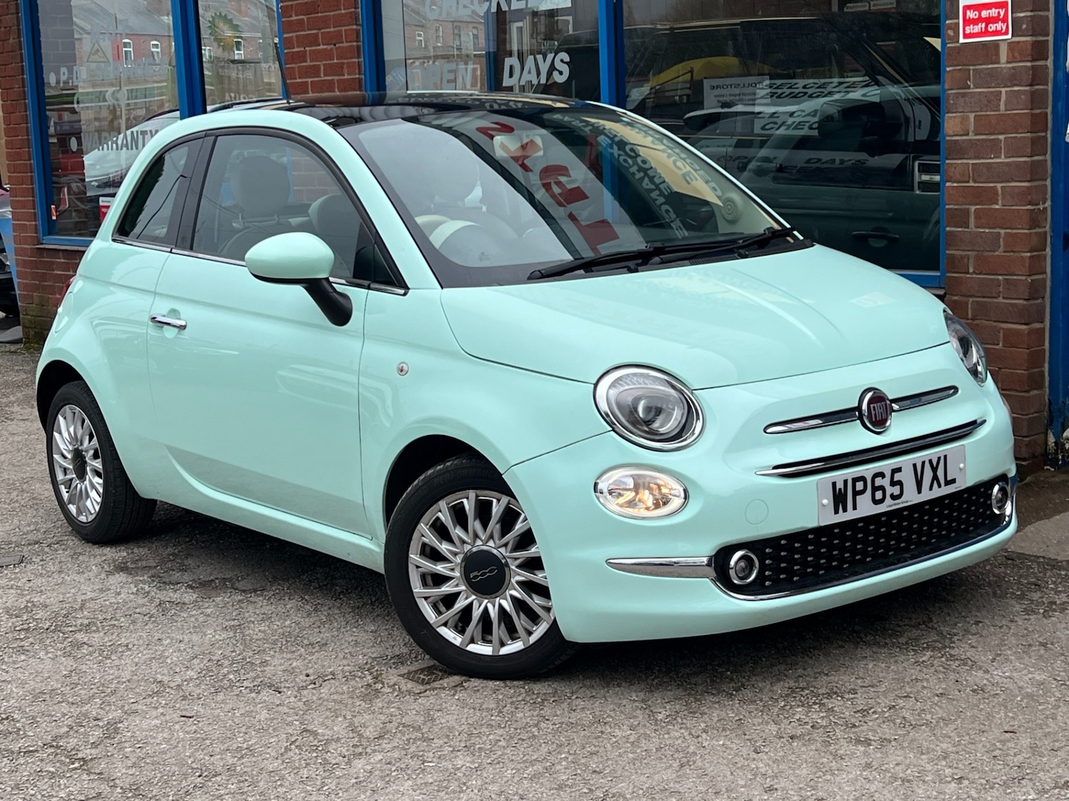 Used Fiat 500 2015 for sale - 77901728: Photo 5