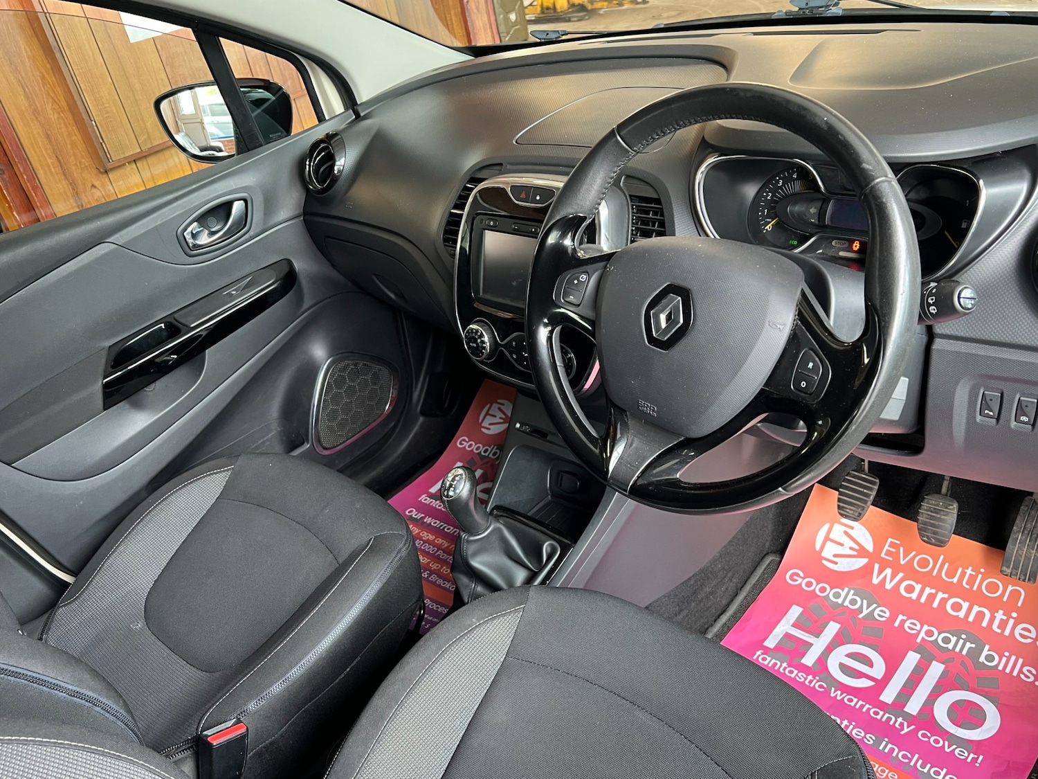 Used Renault Captur 2015 for sale - 75869013: Photo 11