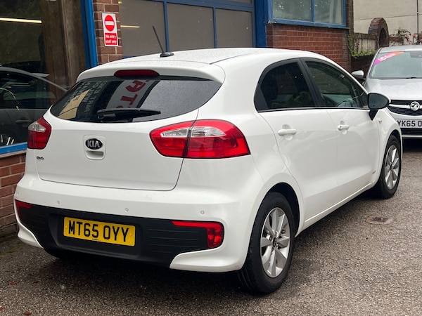 Used Kia Rio 2015 for sale - 76157507: Photo 4