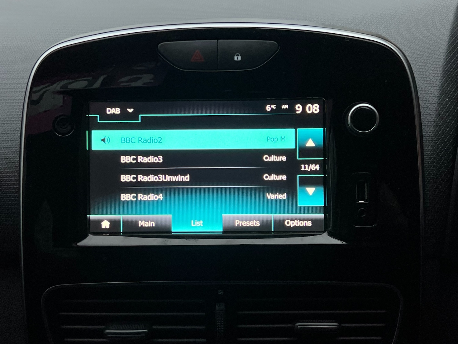 Used Renault Clio 2019 for sale - 77272508: Photo 15