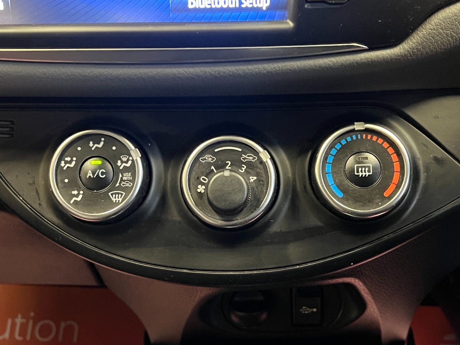 Used Toyota Yaris 2017 for sale - 77036144: Photo 33