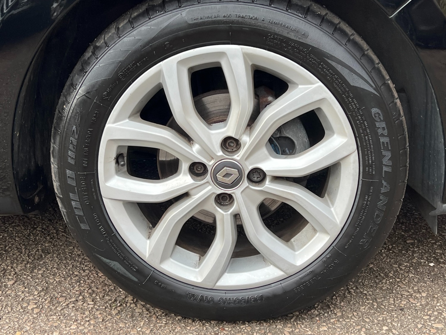 Used Renault Clio 2017 for sale - 76589748: Photo 14