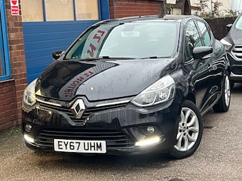 Used Renault Clio 2017 for sale - 76589748: Photo