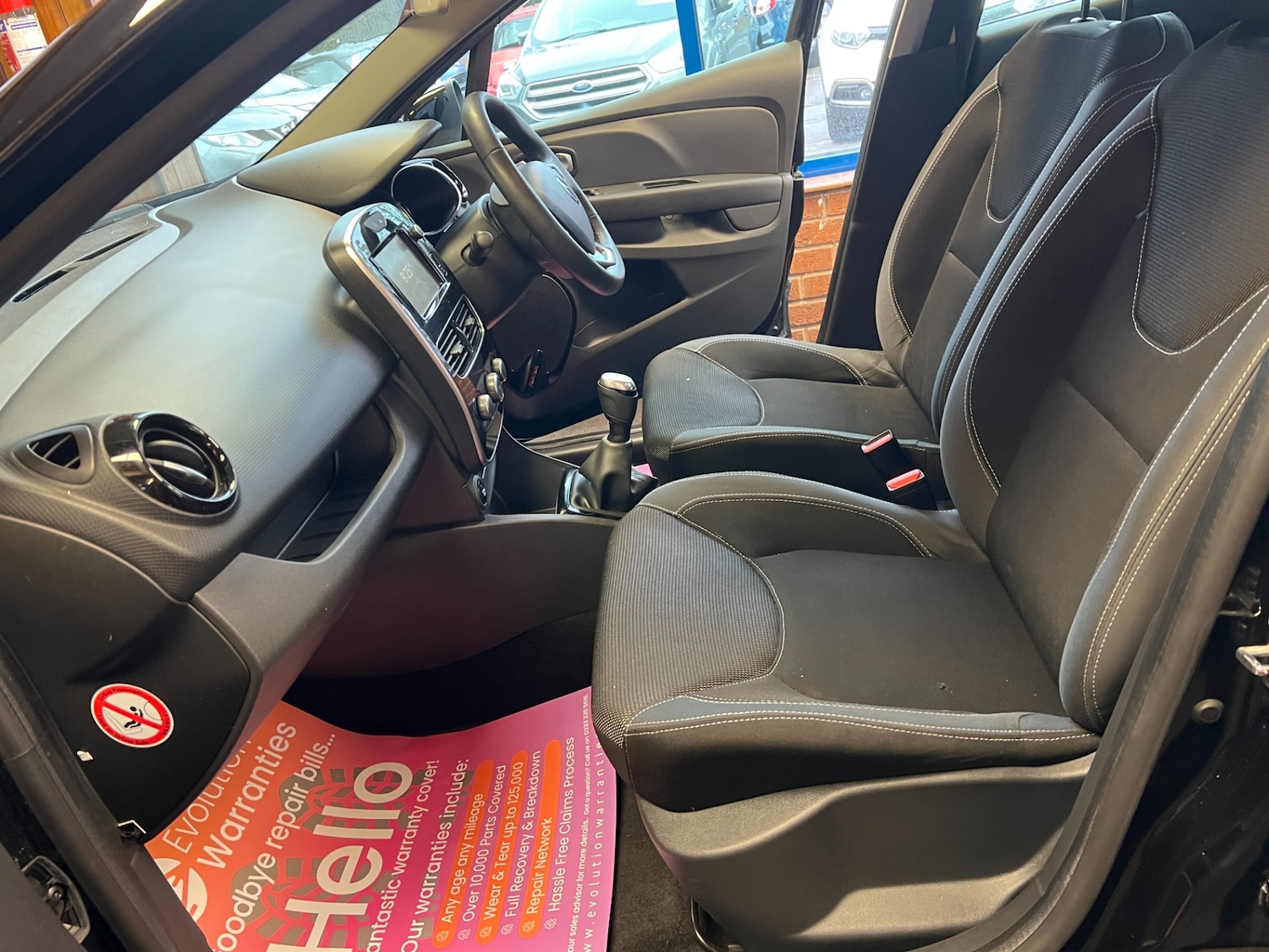 Used Renault Clio 2017 for sale - 76589748: Photo 23