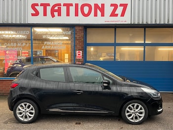 Used Renault Clio 2017 for sale - 76589748: Photo