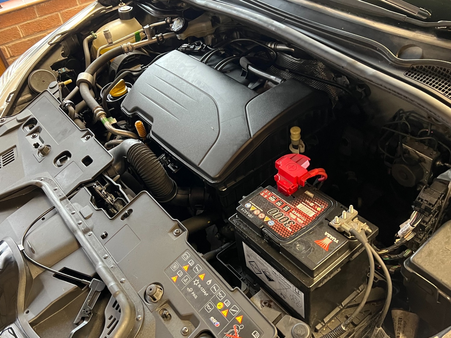 Used Renault Clio 2017 for sale - 76589748: Photo 32